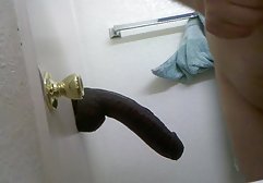 جوجه لاغر fucks در گام پدر pornسینمایی در نیمکت
