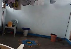 دو دختر مرطوب را دانلود فیلم سینمایی پورن استار در دهان خود به پایان رسانده است